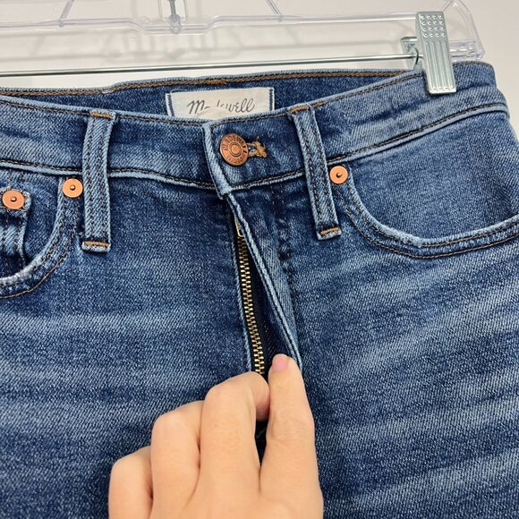 Madewell Size 23 Blue Mid Rise Classic Straight Leg Ankle Cropped Jeans - Picture 6 of 14